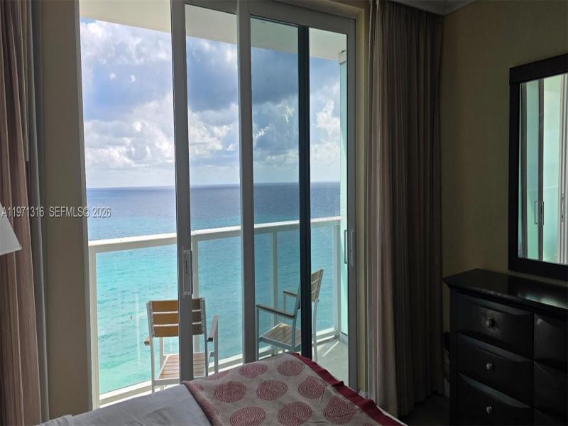Comprar apartamento no Aventura Beach Club 1011