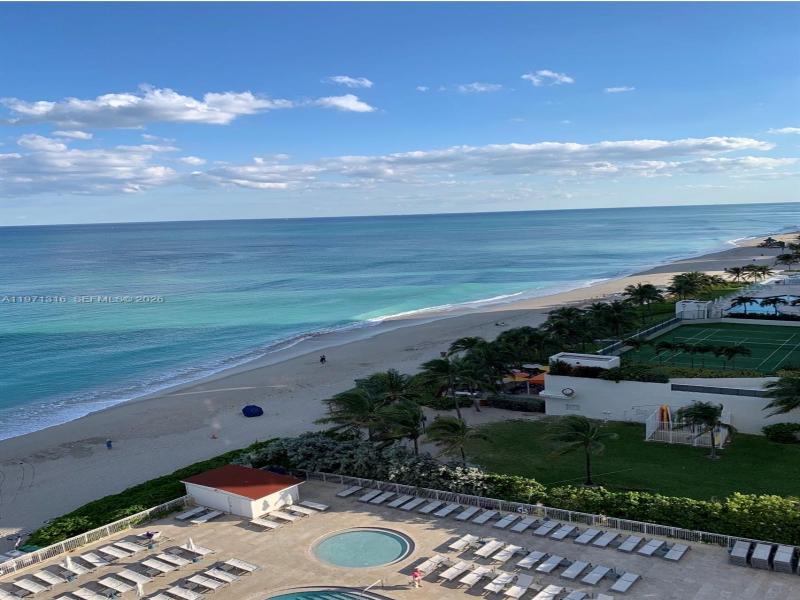 Comprar apartamento no Aventura Beach Club 1011