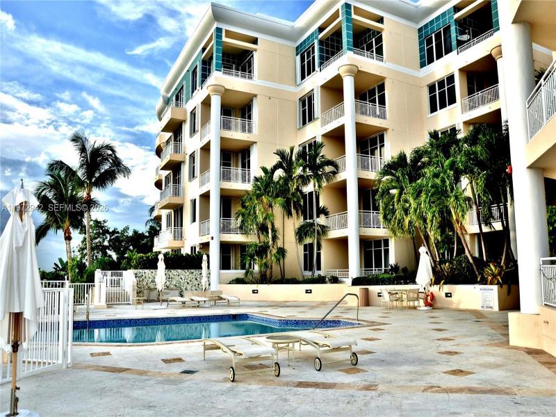 Apartment for rent at The Vistas 310