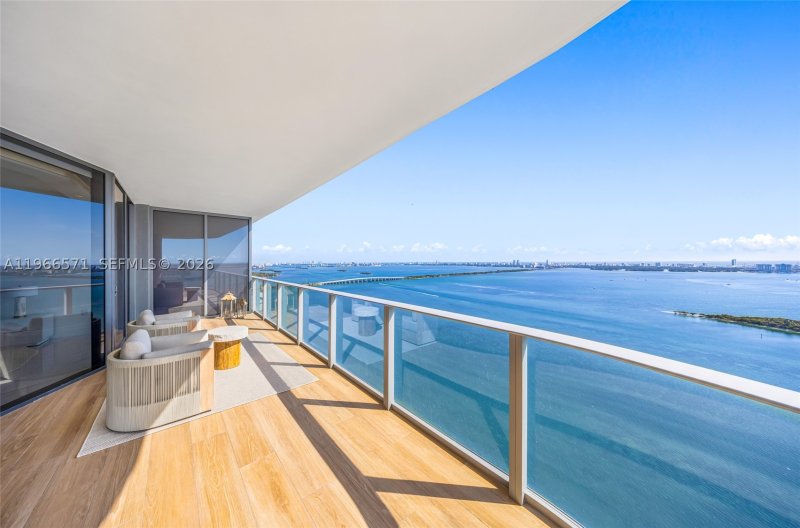 Apartment for rent at Aria Reserve Miami 4007