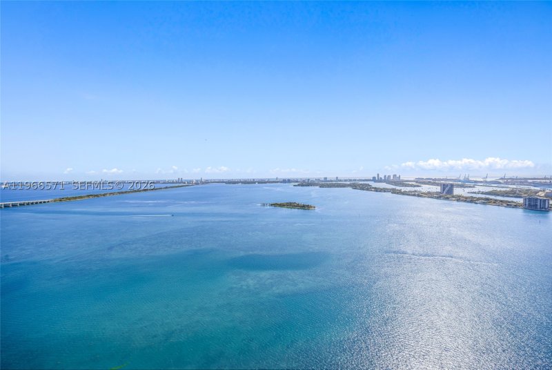 Apartment for rent at Aria Reserve Miami 4007