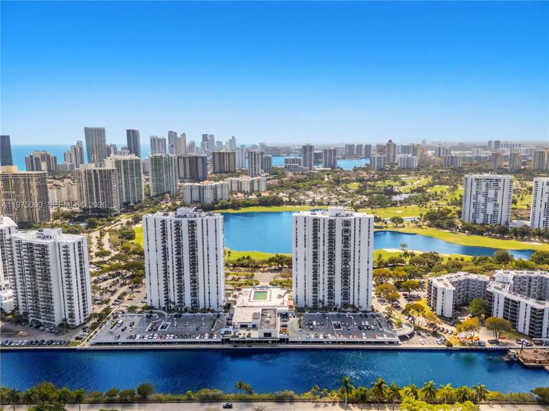 Comprar apartamento no El Dorado 1401
