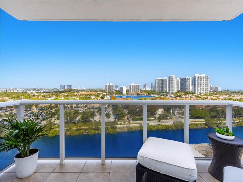 Comprar apartamento no El Dorado 1401