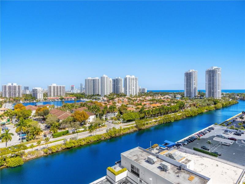 Comprar apartamento no El Dorado 1401