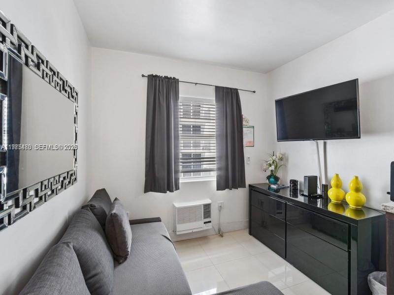 Comprar apartamento en Ocean Walk on South Beach 310
