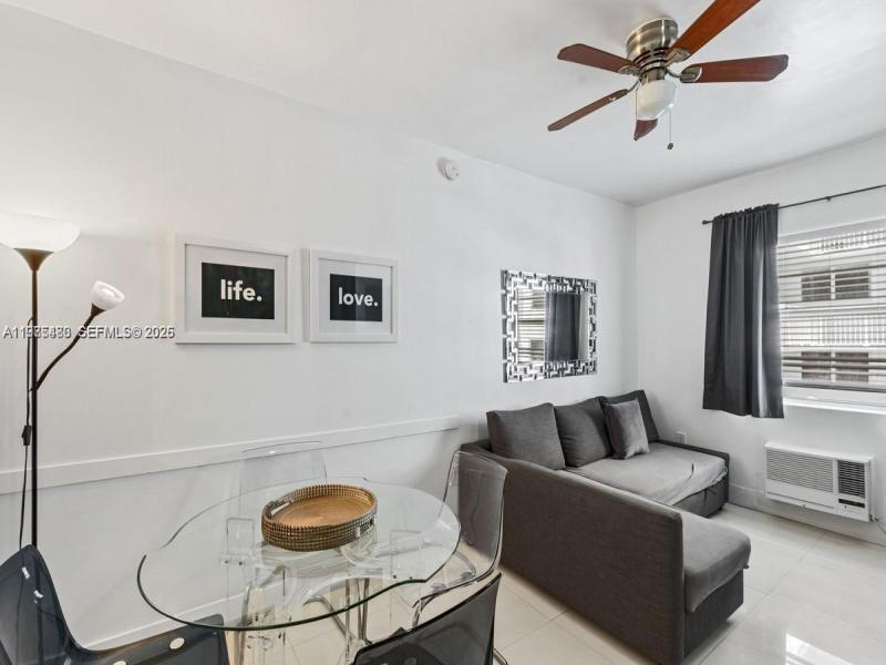 Comprar apartamento en Ocean Walk on South Beach 310