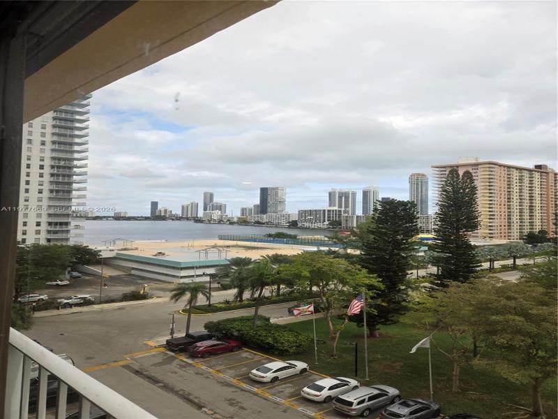 Comprar apartamento en Winston Towers