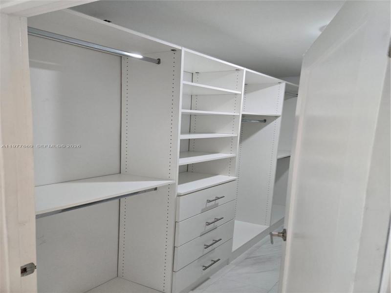 Comprar apartamento en Winston Towers