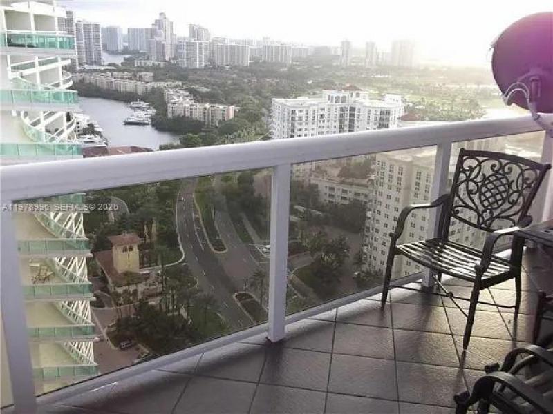 Comprar apartamento en The Landmark TS-3