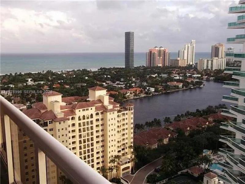 Comprar apartamento en The Landmark TS-3
