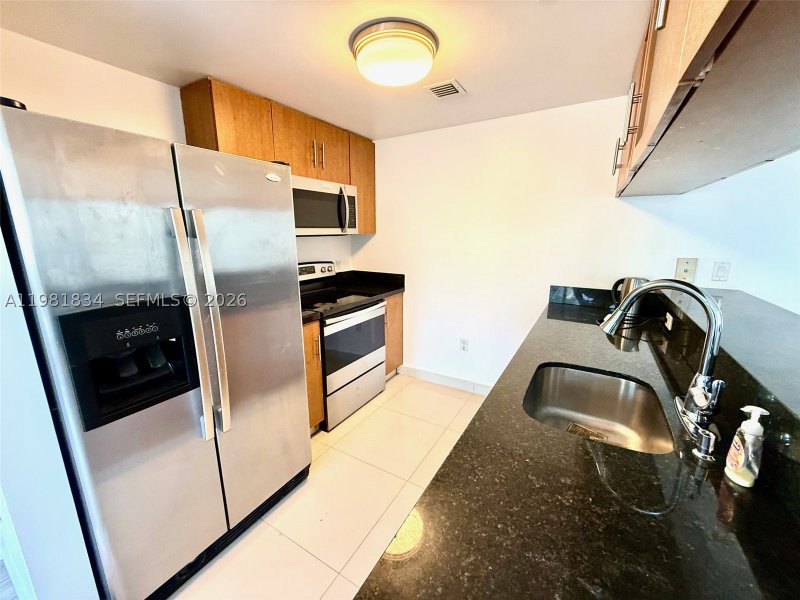 Apartment for rent at 23 Biscayne Bay 605
