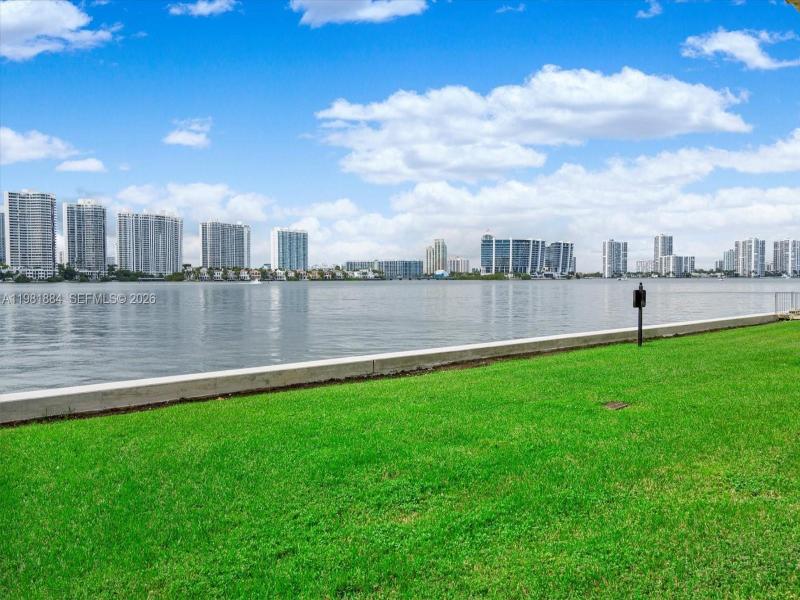 Comprar apartamento en Fairview House S-707