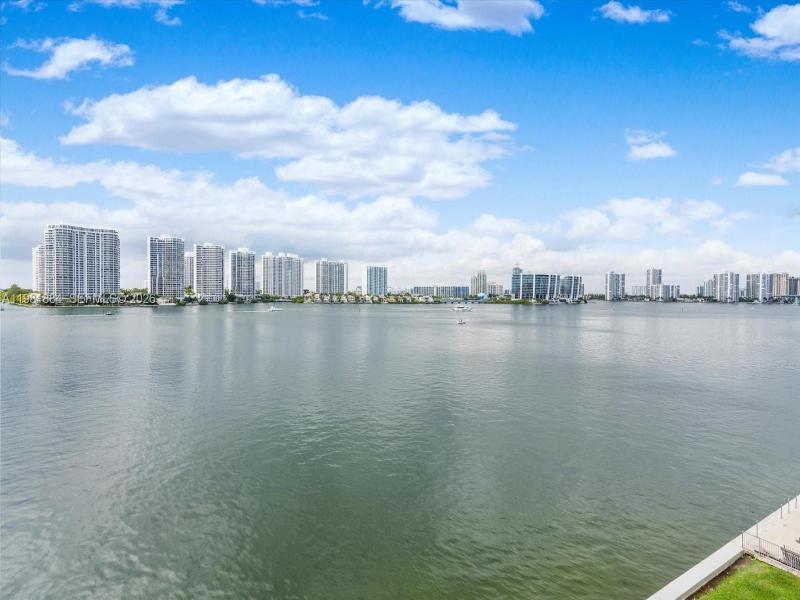 Comprar apartamento en Fairview House S-707