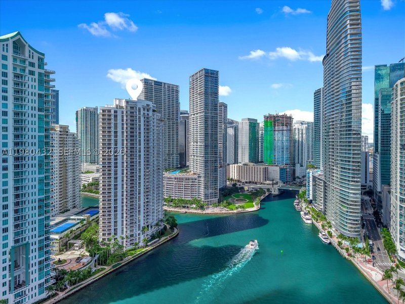 Condo for sale at Carbonell 1409