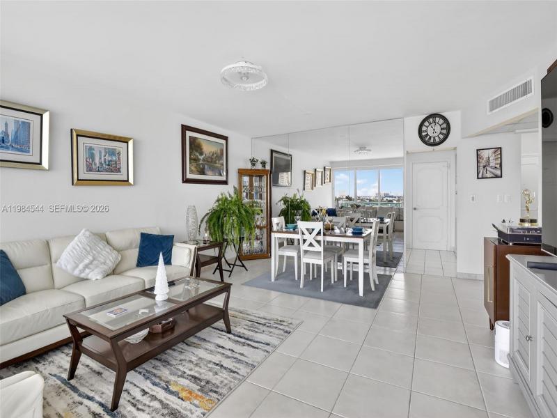 Condo for sale at Coral Ridge Towers 1207