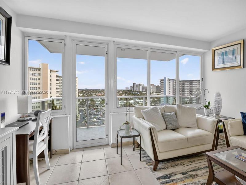 Condo for sale at Coral Ridge Towers 1207