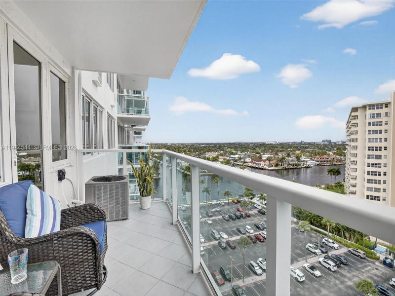 Condo for sale at Coral Ridge Towers 1207