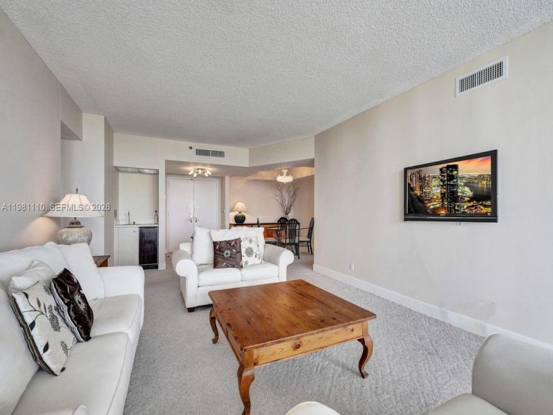 Comprar apartamento en Hamptons West 1703