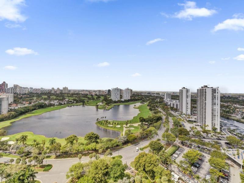 Comprar apartamento en Hamptons West 2209