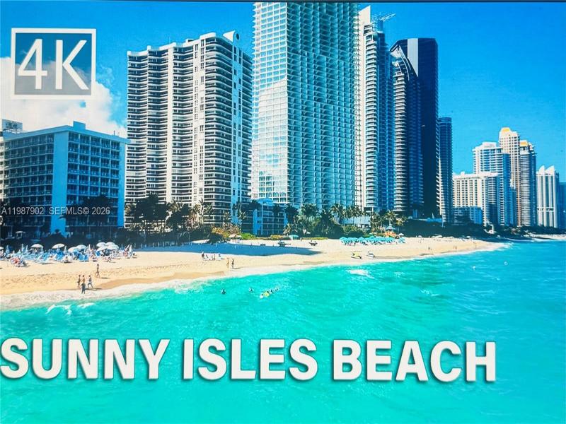 Condo for sale at Plaza of the Americas 1015