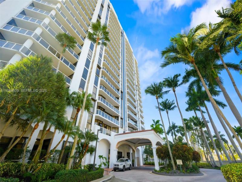 Harbor Tower at Waterways Apt #1204