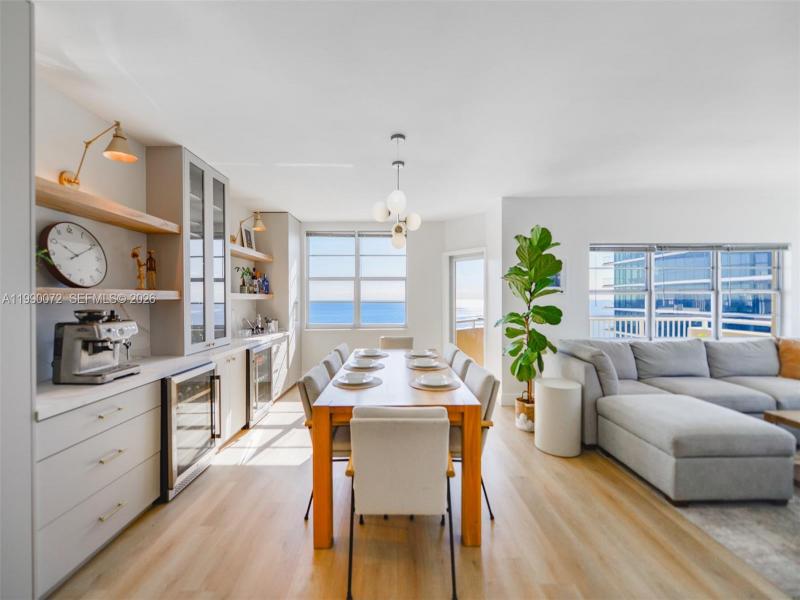 Condo for sale at The Hemispheres 17E