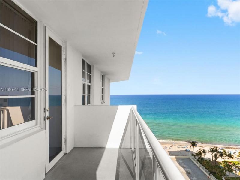 Sea Air Towers Apt #PH18