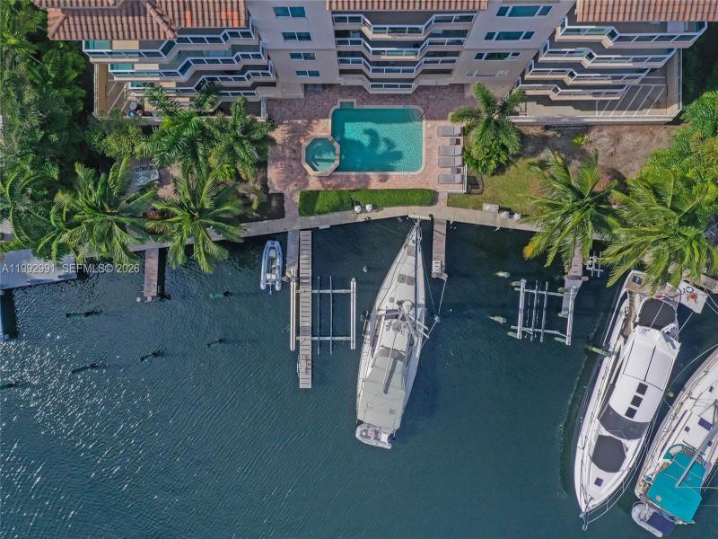 Condo for sale at Aria Las Olas 2C
