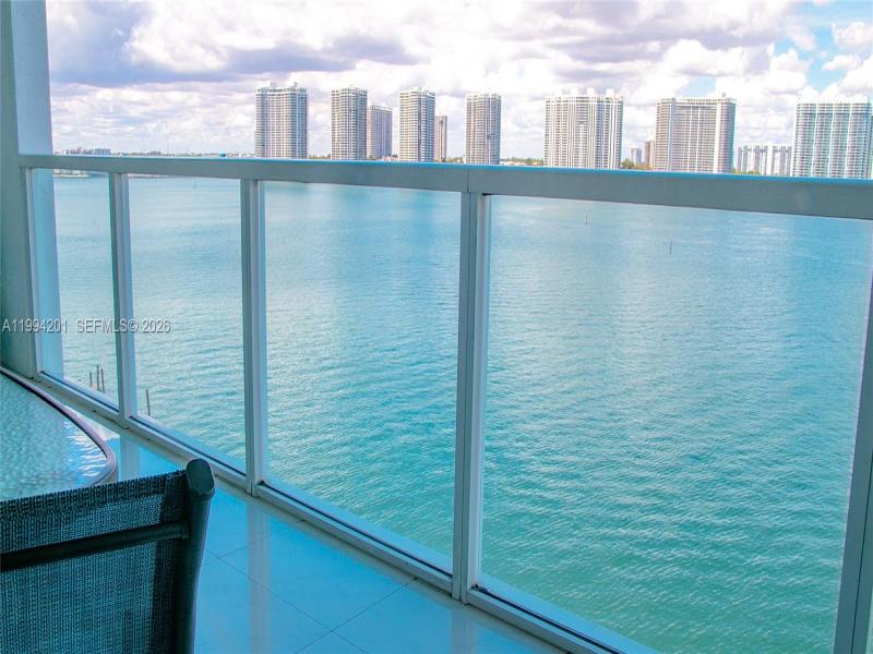 Alquiler de apartamento en Marina Bay Club