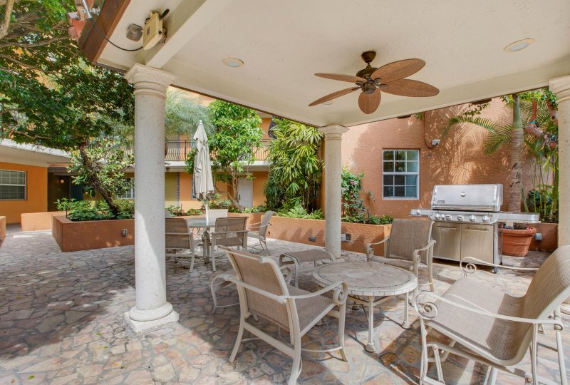 Condo for sale at Villaggio Di Las Olas 410
