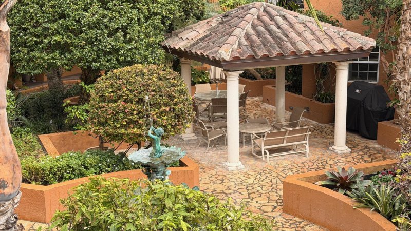 Condo for sale at Villaggio Di Las Olas 410