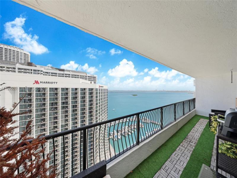 Condo for sale at The Venetia 33G