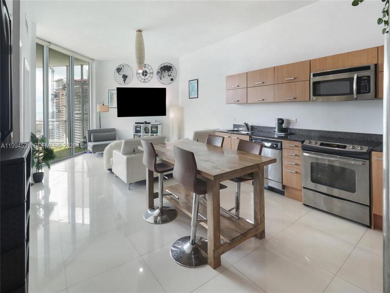 Property photo # 9