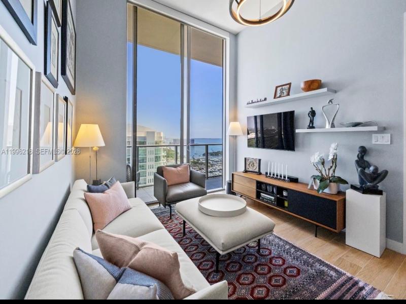Property photo # 6