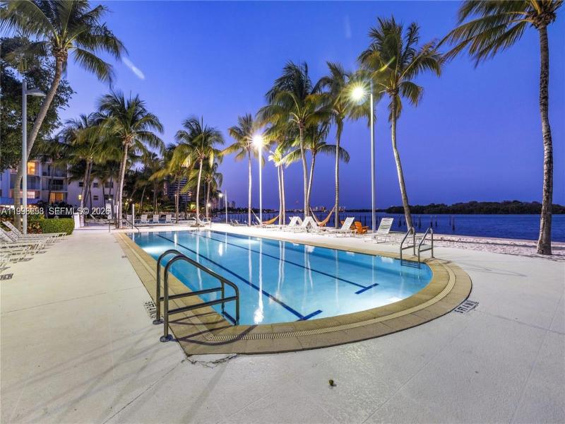 Condo for sale at Nirvana 1 A300