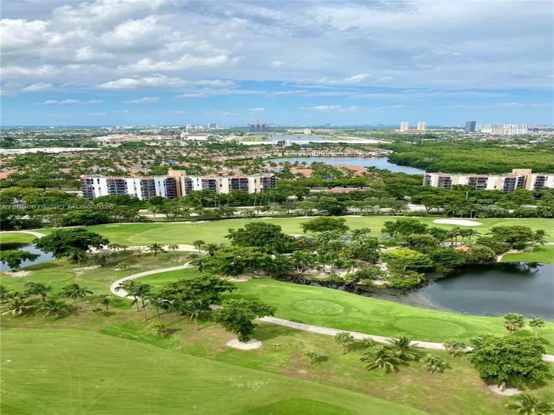Comprar apartamento no Coronado I PH-40