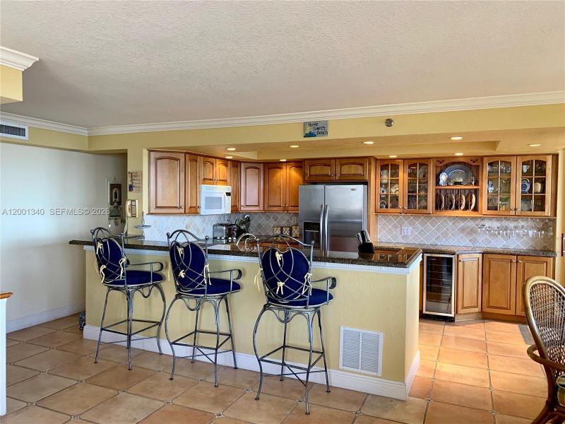 Apartment for rent at Club Atlantis 711