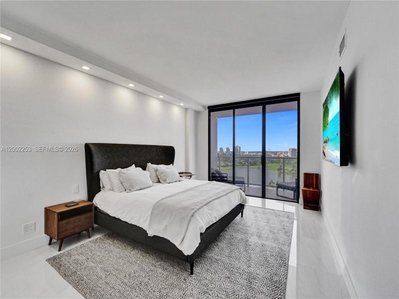 Apartment for rent at Hamptons West 1503