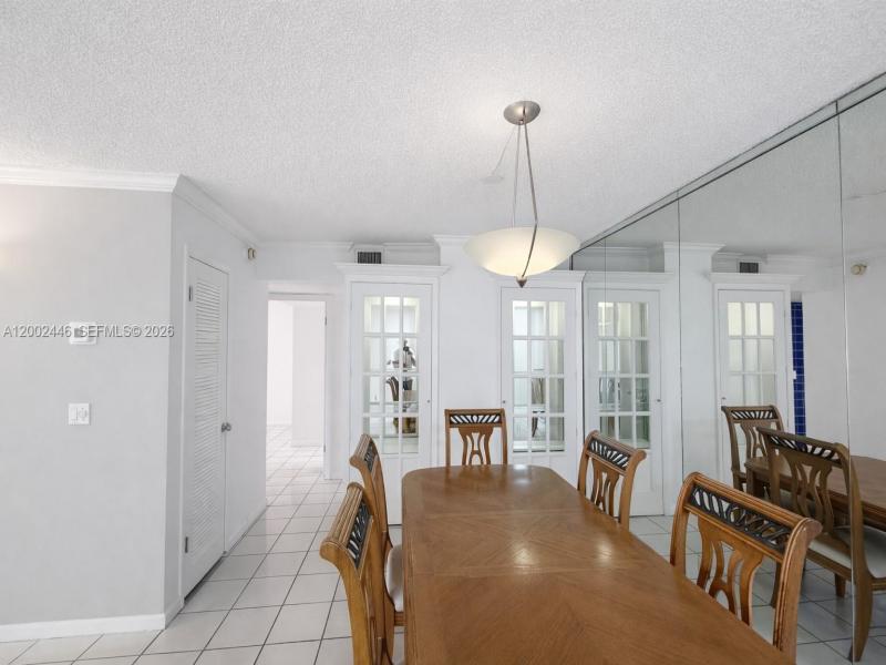 Comprar apartamento en Palms of Key Biscayne 3C