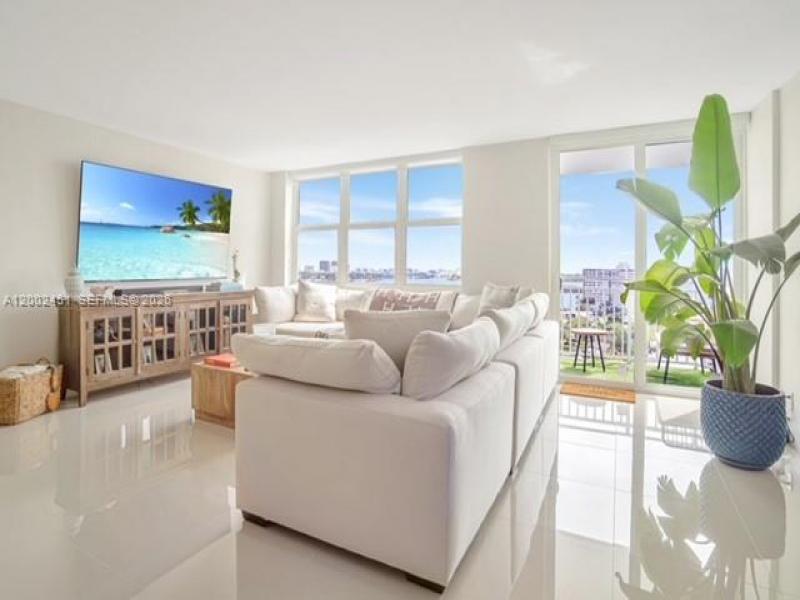 Comprar apartamento en Bayview Towers C1502