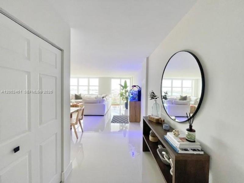 Comprar apartamento en Bayview Towers C1502