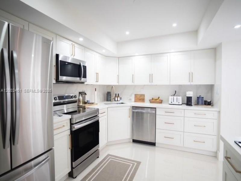 Comprar apartamento en Bayview Towers C1502