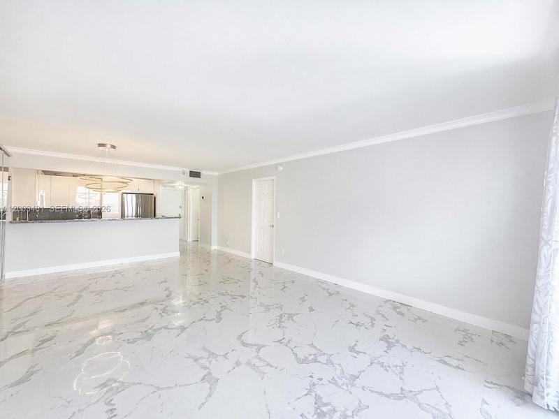 Condo for sale at Hallmark of Hollywood 802