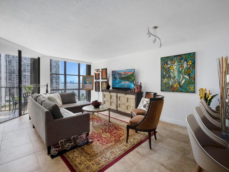 Condo for sale at Brickell Place II 1003
