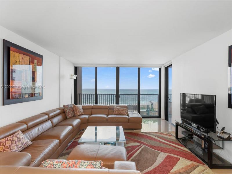 Comprar apartamento no Grenoble at Quadomain 1001