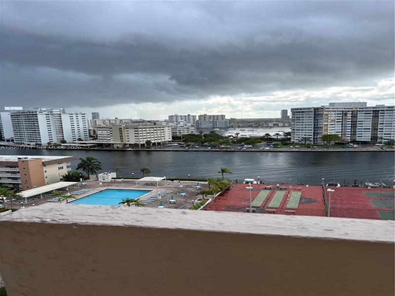 Condo for sale at Prince George 4L