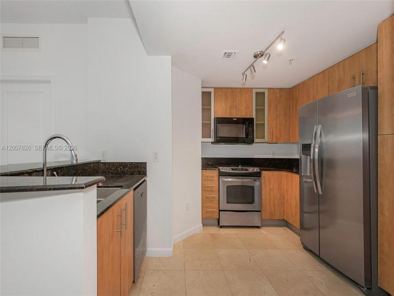 Property photo # 9