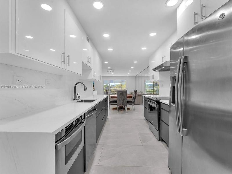 Property photo # 9