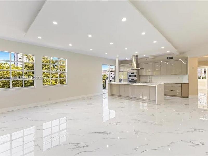 Comprar apartamento en Mediterranean Village B408