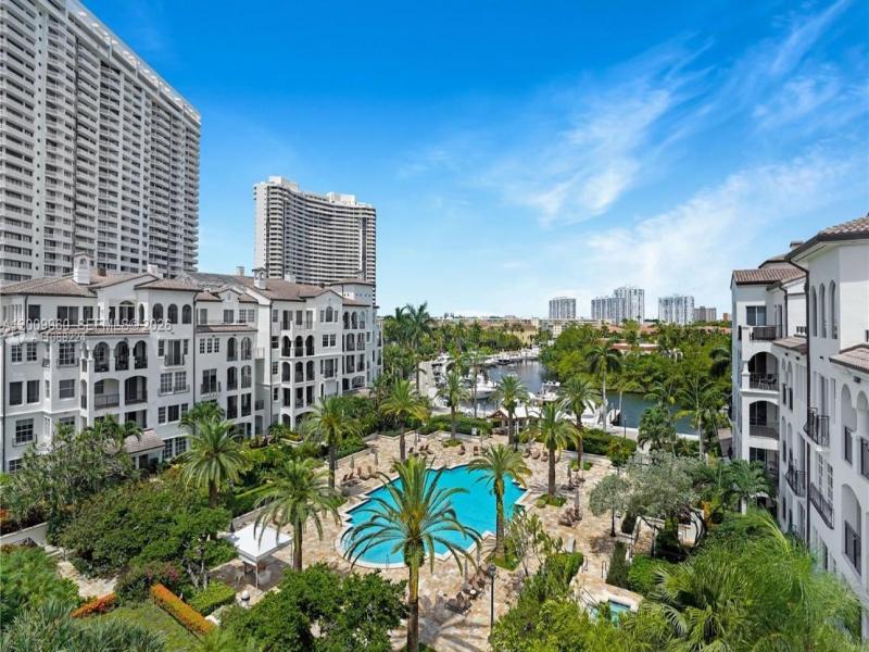 Comprar apartamento en Mediterranean Village B408